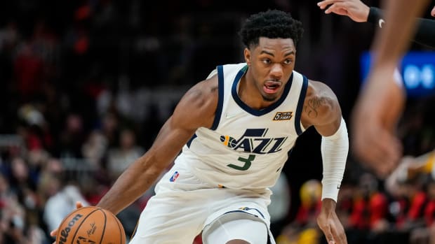 Today Atlanta signed free agent guard Trent Forrest. The Florida State Seminoles legend played for the Utah Jazz after college.